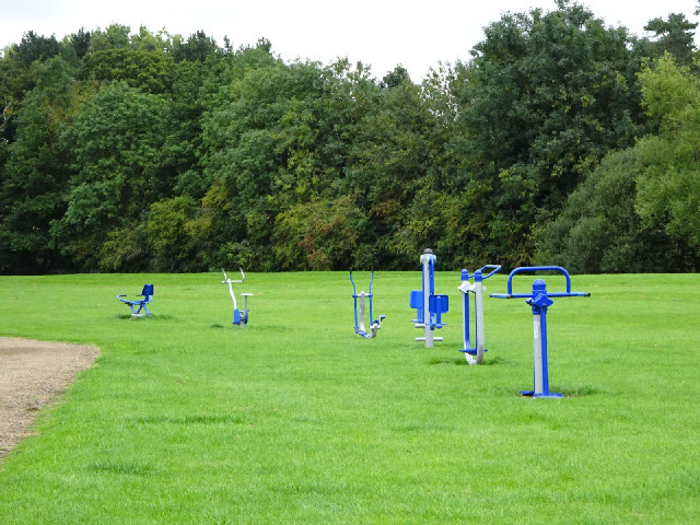 I first saw gym equipment in parks in Spain but it seems to be becoming popular around here too now.