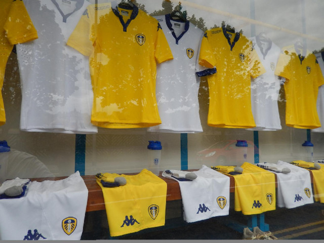 If that's the Leeds kit then I'm impressed at how understated the advertising is.