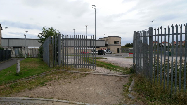 This isn't the Globe Arena's best side.