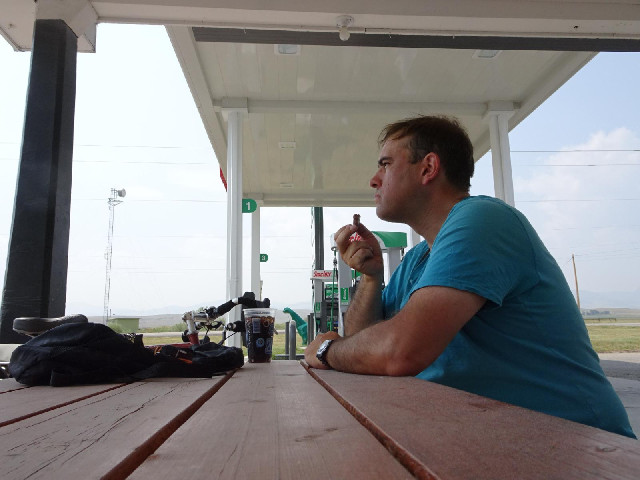 A rest stop at a petrol station.