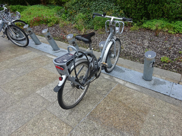 The Belfast hire bikes come with sturdy locks.