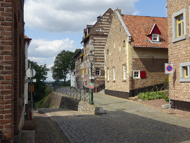 An unusually steep street for the Netherlands.