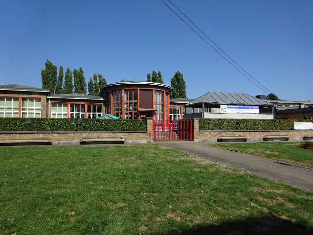 A primary school.