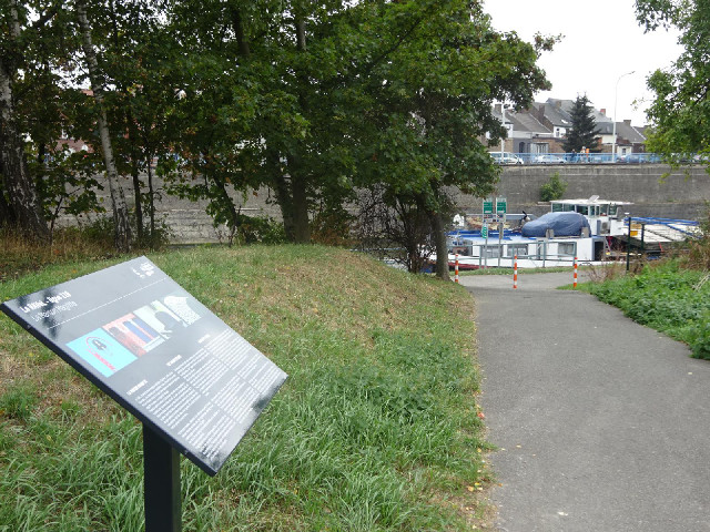 The same boat, at the point where I leave the River Sambre. The information board says that Ren Mag...