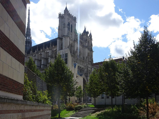 Amiens.