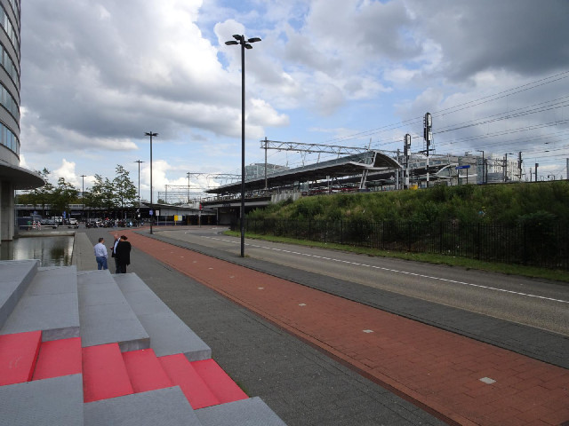 Hoofddorp station.