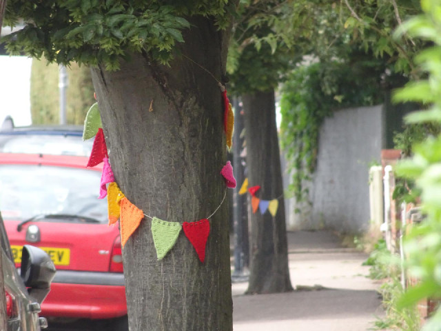 The next road has yarnbombing on all the trees...