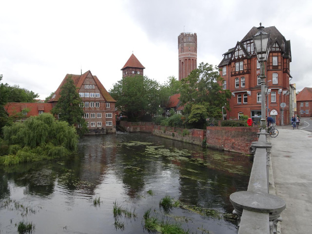I've come for a wander into the centre of Lneburg. It's rather more spectacular than I expected. I'...