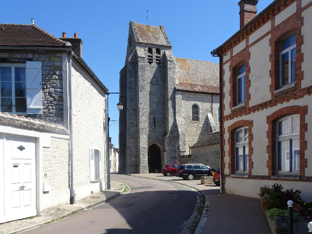 Grez-sur-Loing, where the church bell is gently tolling.