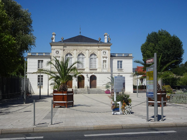 The festival hall in Montargis. Palm trees aren't native to this area but the ones here seem to be g...