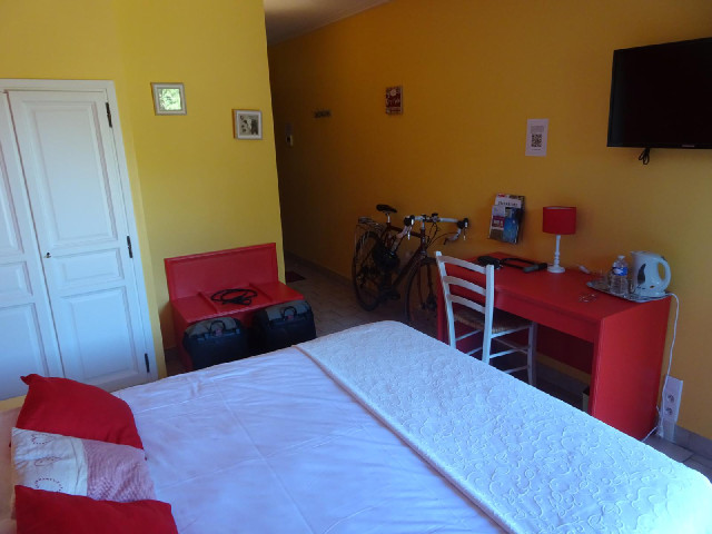 The simple thing is to put the bike in the room. It's not dirty. The ground is so hard that I haven'...