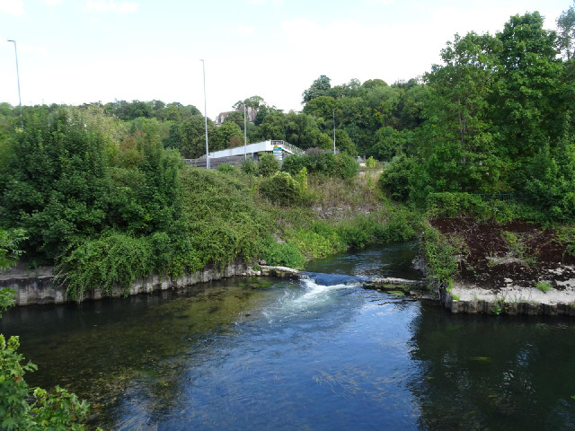 A tributary meeting the Eure.