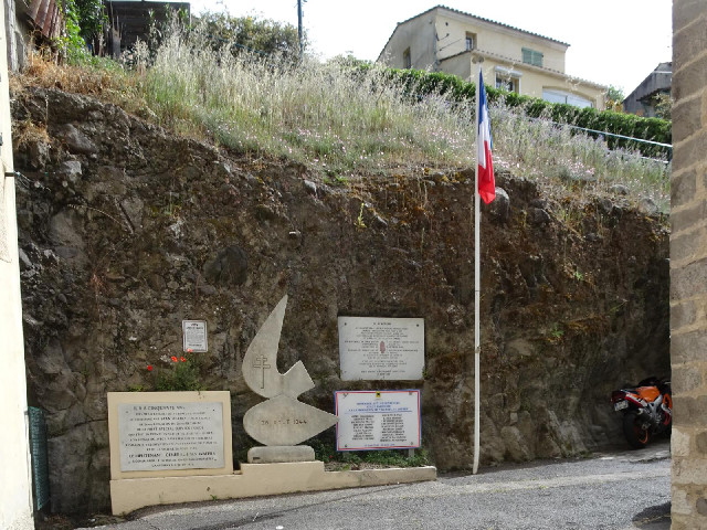 26th of August 1944 Road contains a war memorial.
