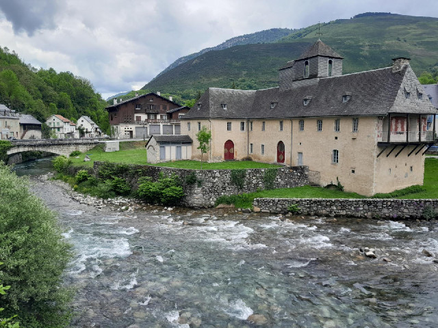 It's a very pretty town.