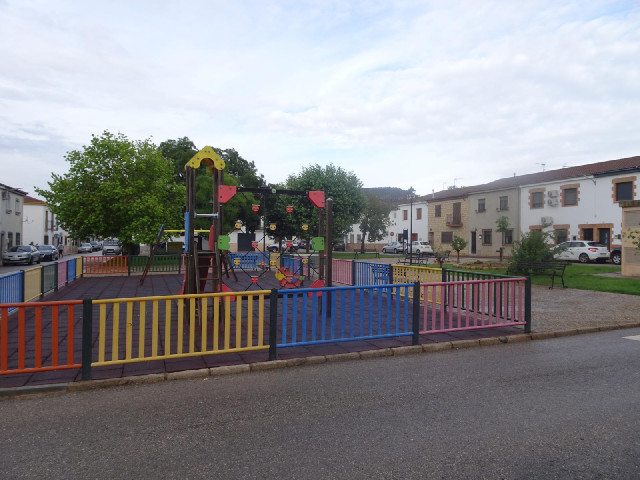 6th of February Square in Vilches.