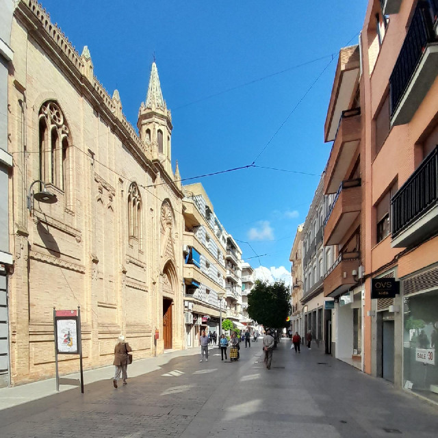 I having a wander round And&uacute;jar on foot rather than using the bike.