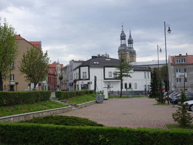 Today started with a long drive and not much action. Now the target roads are starting to come thick...