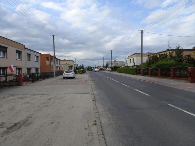 Now I've moved on to St&eogon;szew, for my last road of the day...