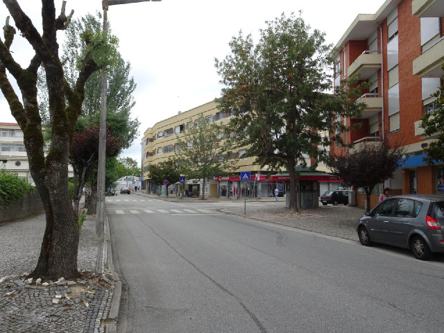 The 25th of April is the most common name date for roads in Portugal. I've passed loads of them but ...