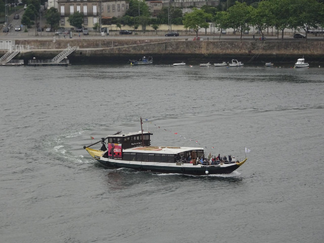 A tourist boat on the Douro.