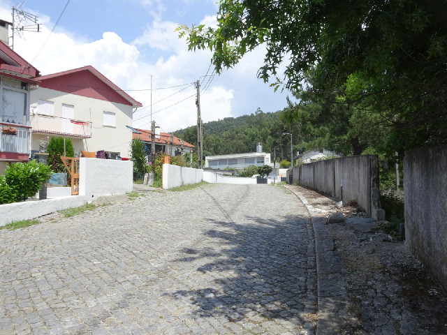 10th of October Road.