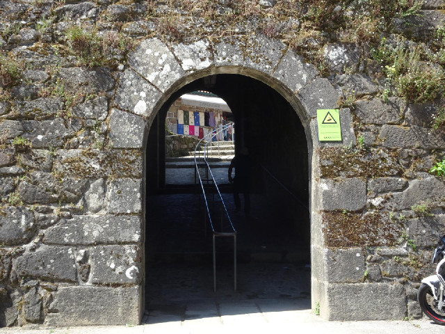 On the way to my last road in Portugal. It's the 5th of October, which is a very common date in Port...