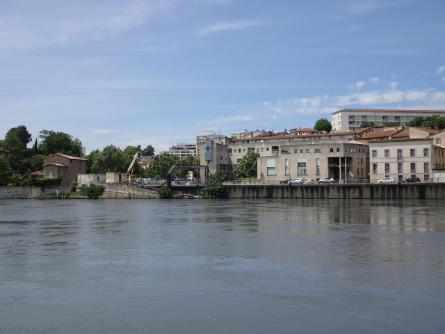 A less pretty part of Romans-sur-Is&egrave;re.