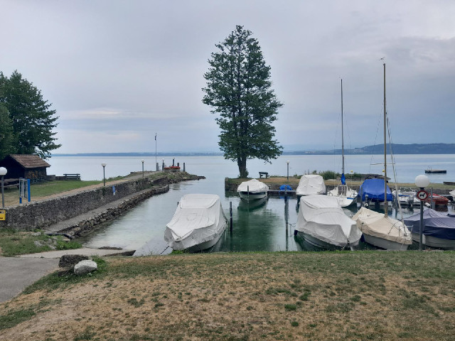 Lake Nuech&acirc;tel.