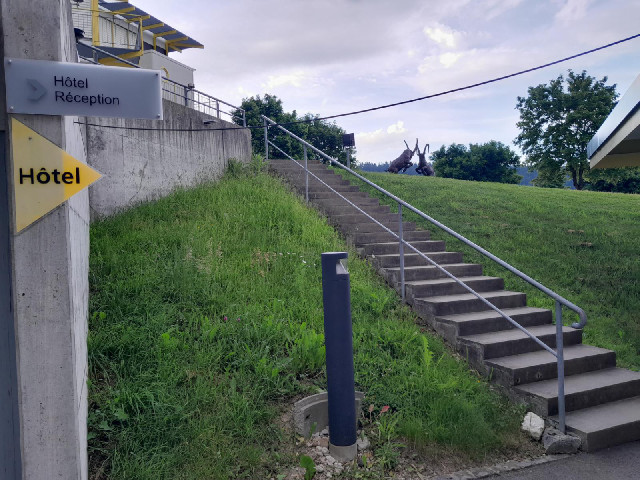 Again, there are steps up to the reception, although this time once I got up there I could see an al...