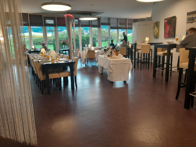 The restaurant looks good but I won't have time to try it.