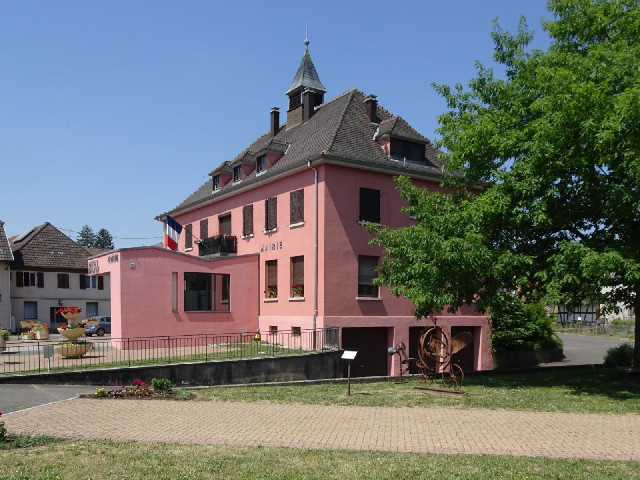 The mayor's office in Durmenach.