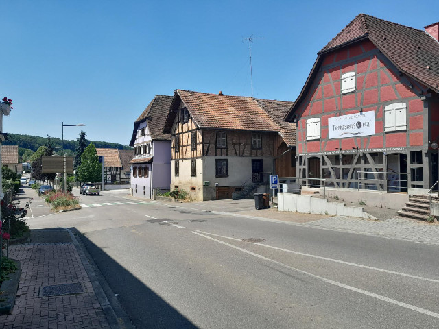 Just a few minutes' drive from 29th of February Road is 19th of November Road in Waldighofen.