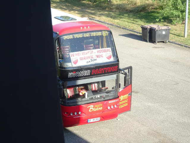 The partybus is here!