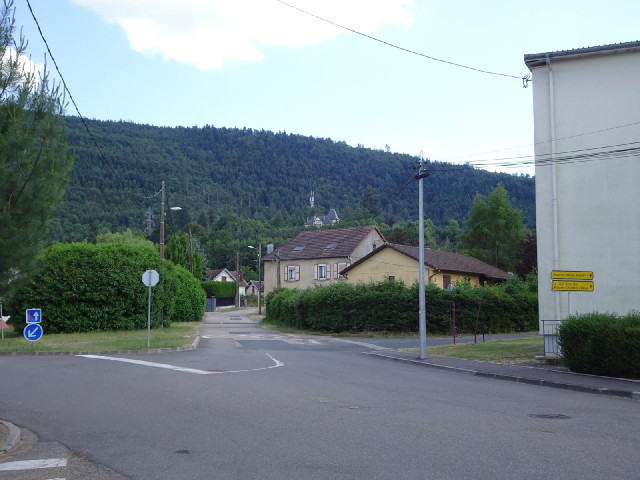 A view from 17th of November 1944 Road.