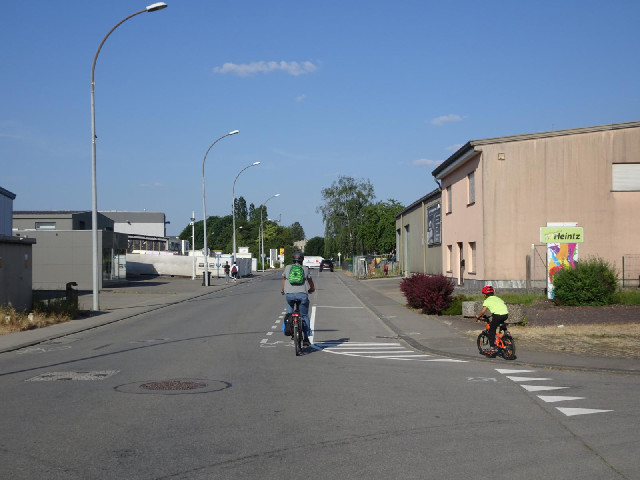 A view from my very short ride back to the hotel. Even if I wasn't staying here this evening, I coul...