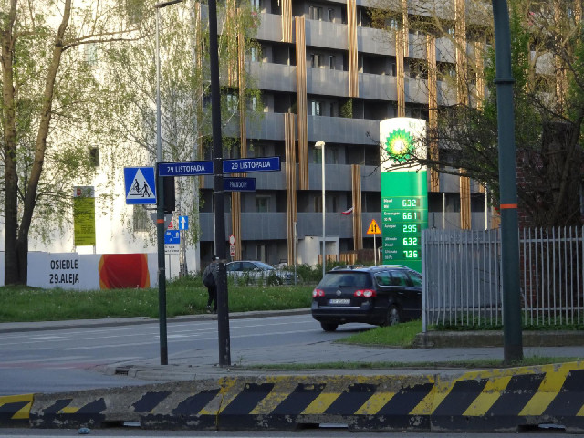 Another 29th November sign.