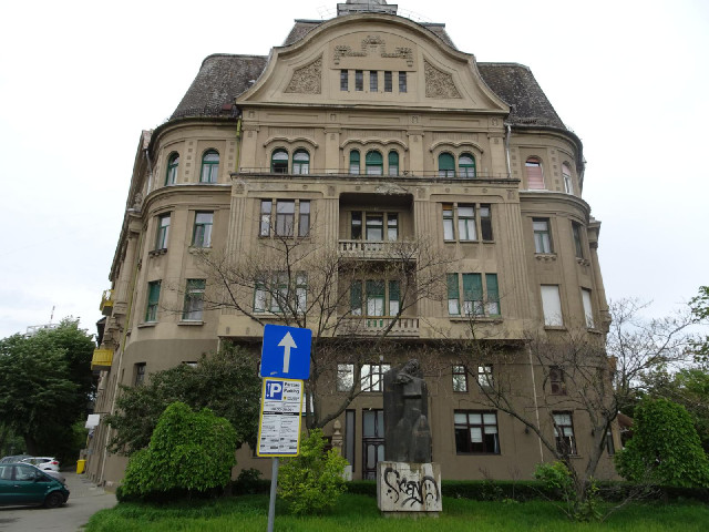 Timi&scedil;oara is full of places where I could park for a fraction of the price of the hotel car p...