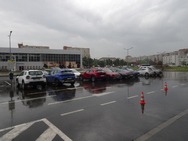 Oh. The weather has changed. If you're interested, when I came to leave later the parking machine ha...