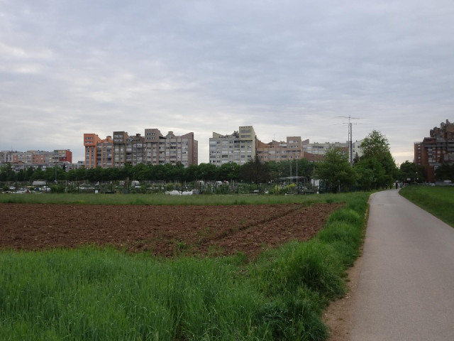 Ljubljana is very small for a capital. I'm already out of the built-up area. The next two roads are ...