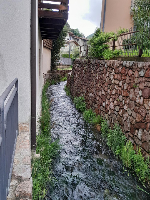 ... and a pretty little stream.