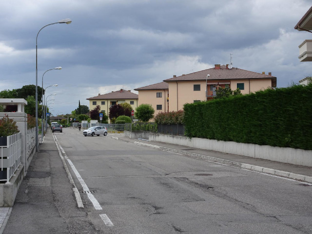 11th of April 1848 Road.