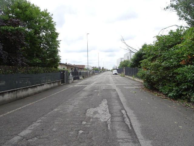 The road on the fourth side of the goats is this one but I've had to come a little way along it to f...