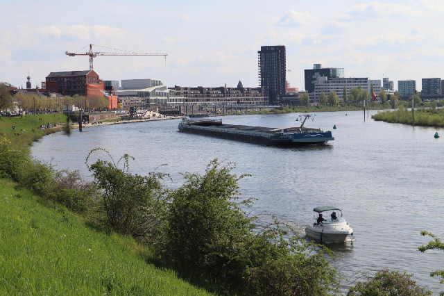 I have crossed the River Maas three times today so I thought I should get a photo of it. It's called...