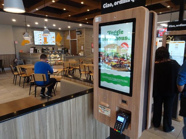 Today I've come to a Burger King but you wouldn't know it. It's almost indistinguishable from a McDo...