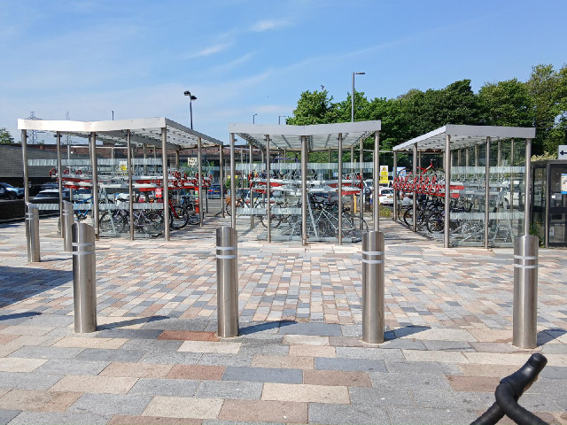 Southampton station has double-level bike racks, a bit like ...