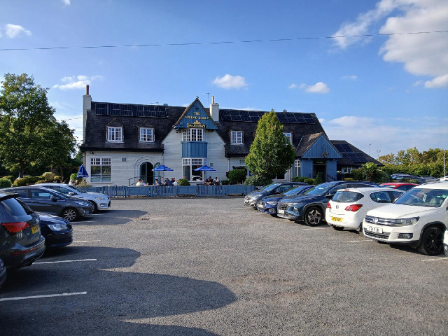 This is where I will be staying tonight: The Spread Eagle at Gailey. I've been past it many times be...
