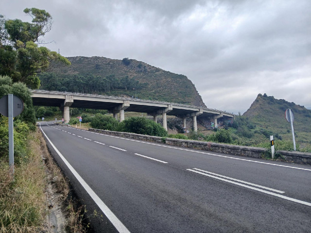More motorway engineering.