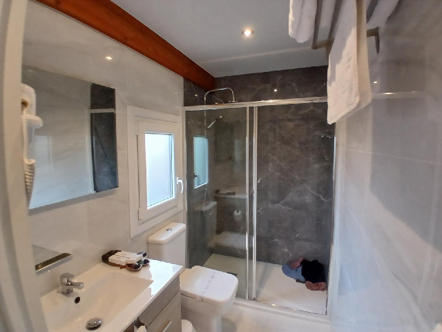 Wonderful! This hotel has everything that the previous two were lacking. There's a functioning door ...