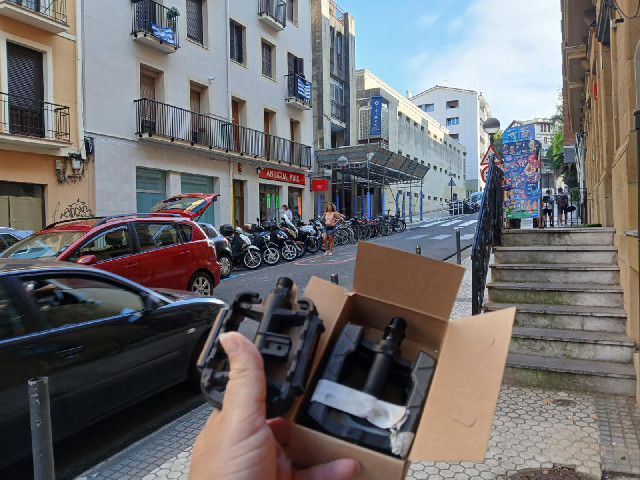 I've got a new pedal. That bike shop across the road closes for a siesta in the afternoon and then s...