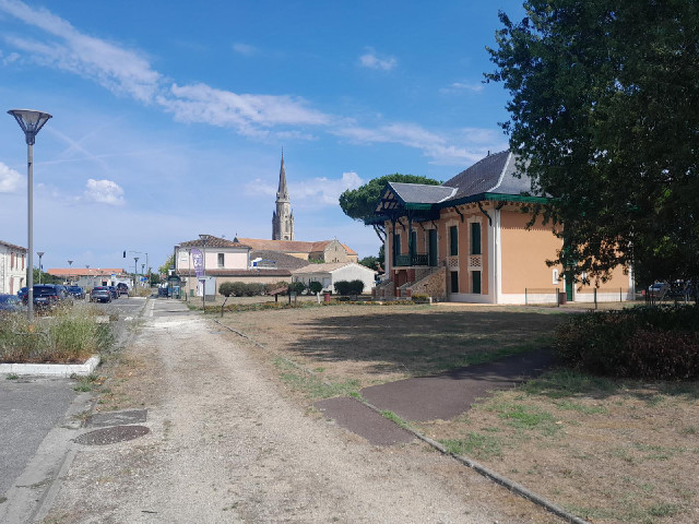 A small town called Le Barp.